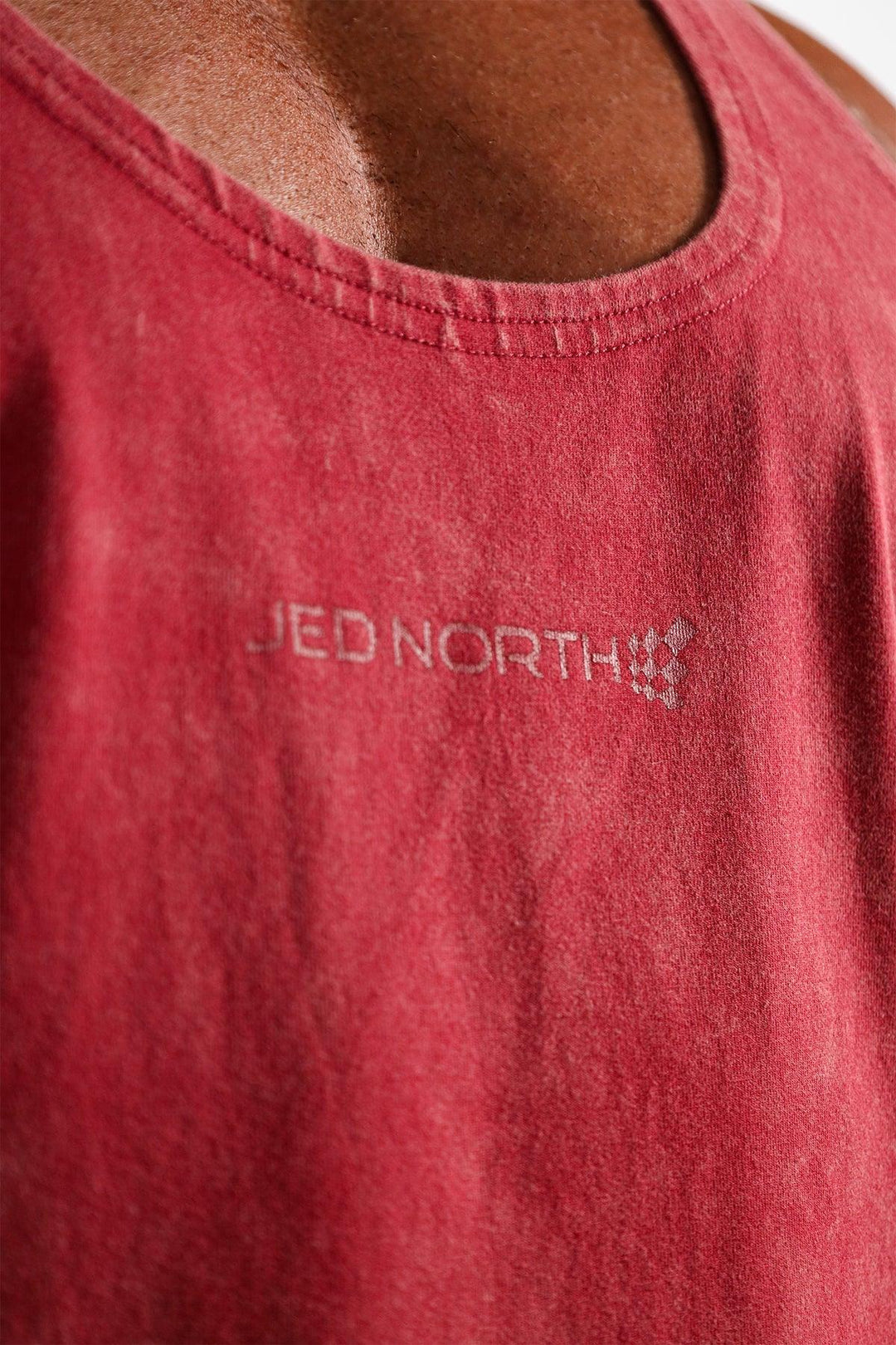 Retro Washed Bodybuilding Stringer - Crimson