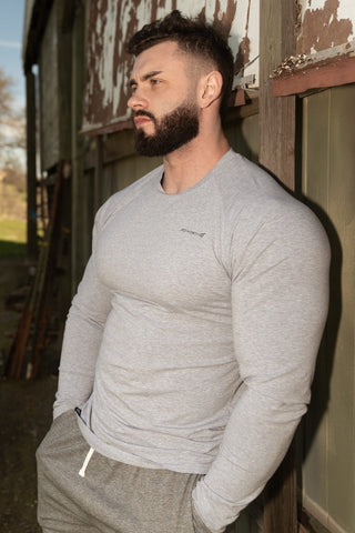 Titan Muscle-Fit Long Sleeve T-Shirt - Platinum